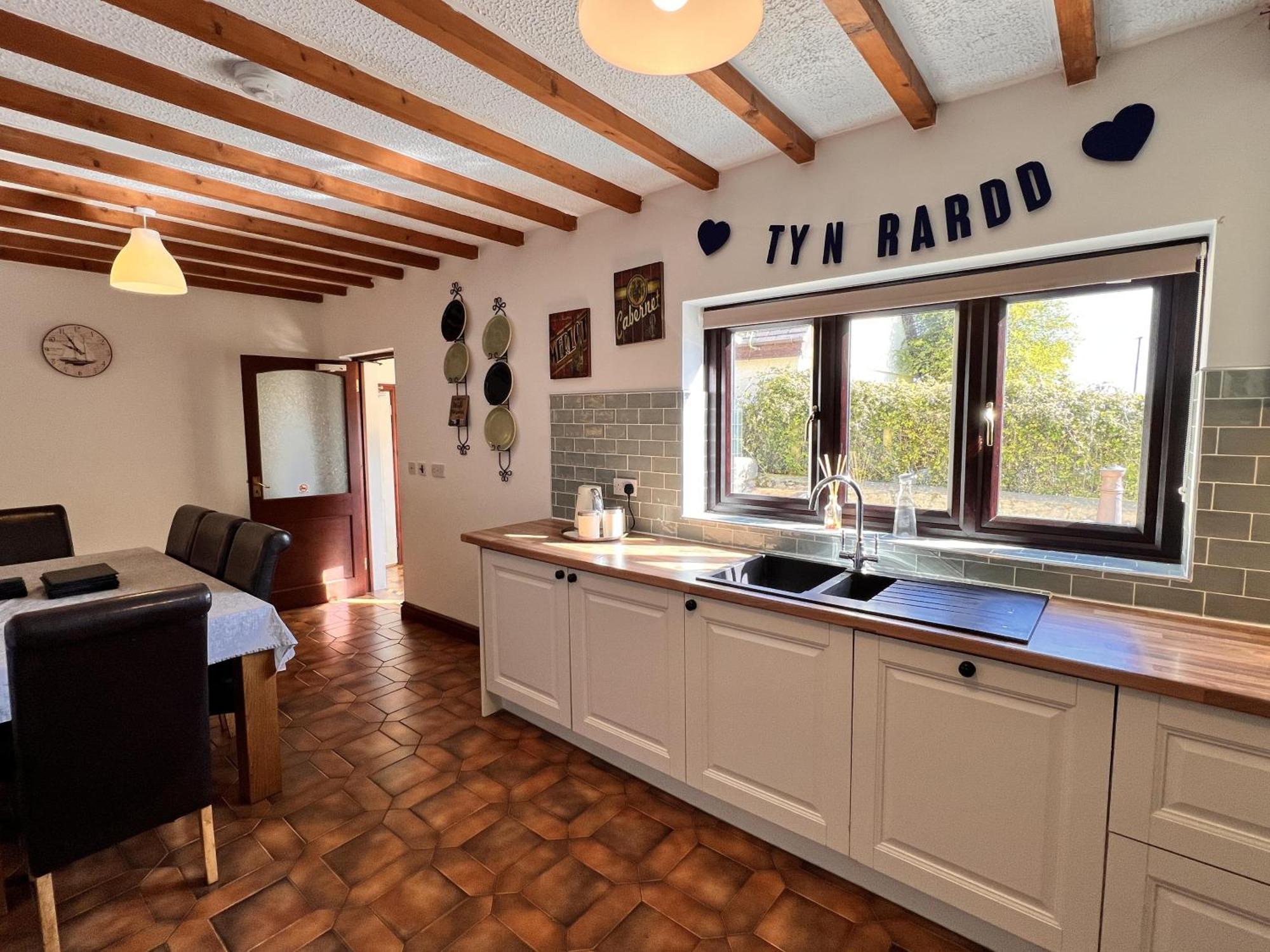4 Bedroom Detached Farmhouse Mountain Views Beaumaris Ngoại thất bức ảnh